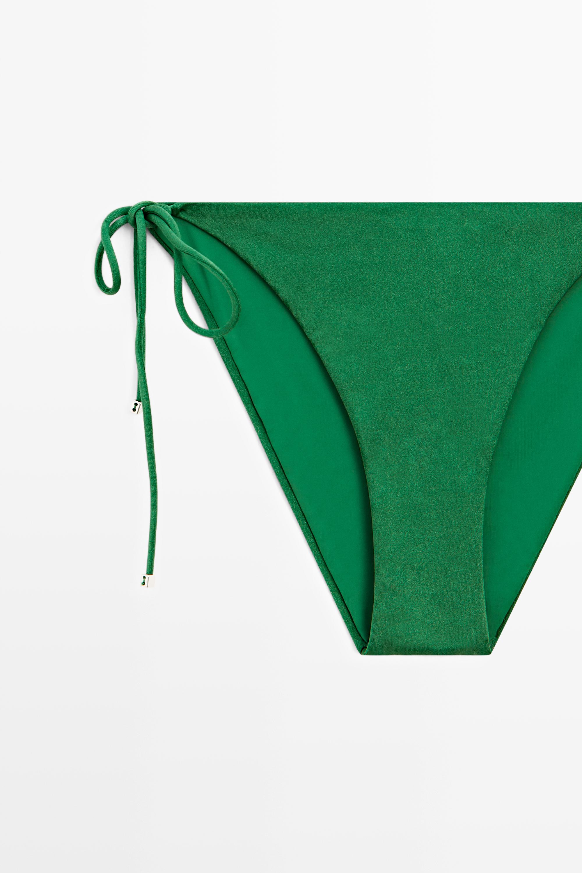 Shiny bikini bottoms with bow